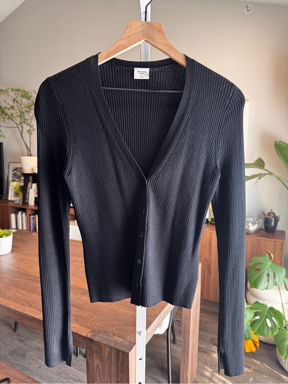 Abercrombie, Black Ribbed V-Neck Button Cardigan